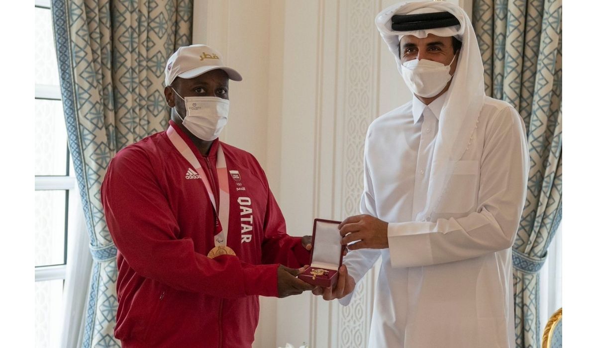 HH the Amir Grants Al Wajbah Decoration to Paralympic Games Hero Abdulrahman Abdulqadir